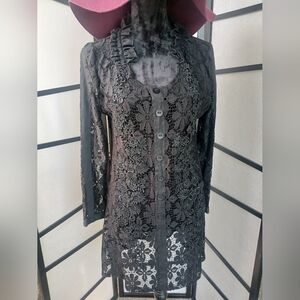 Elegant Black Lace Pullover Tunic